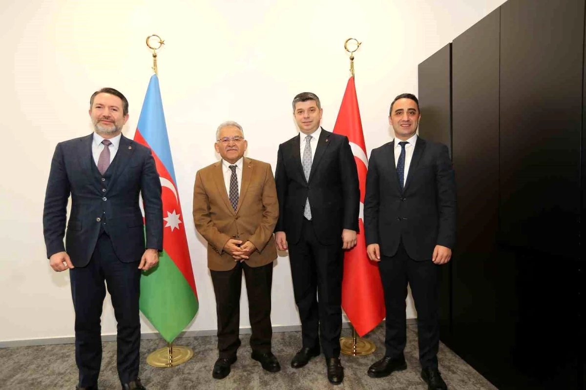 Kayseri Büyükşehir Belediye Başkanı Dr. Memduh Büyükkılıç, Kayserigaz\'ı ziyaret etti