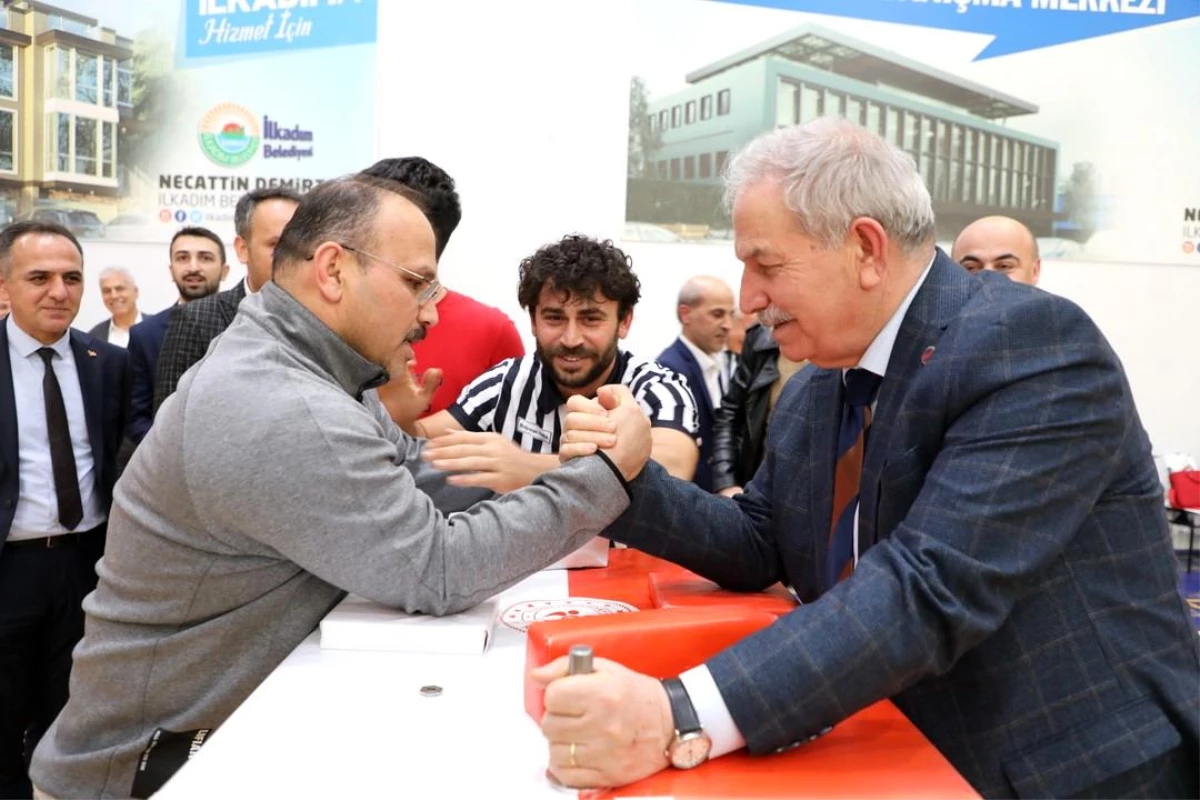 Samsun\'da Okul Spor Faaliyetleri Yıldız Bilek Güreşi İl Birinciliği Yapıldı