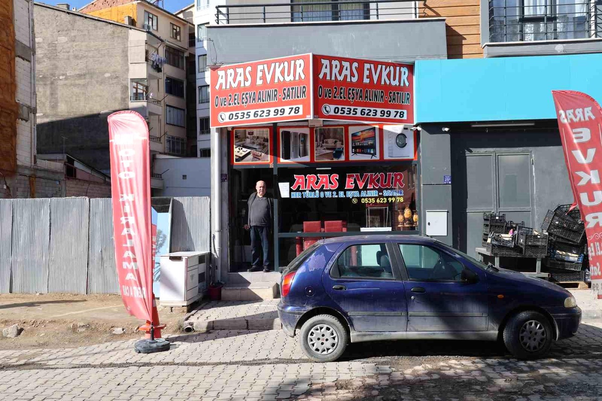 Elazığ\'da Esnafa Yönelik Saldırılar Devam Ediyor