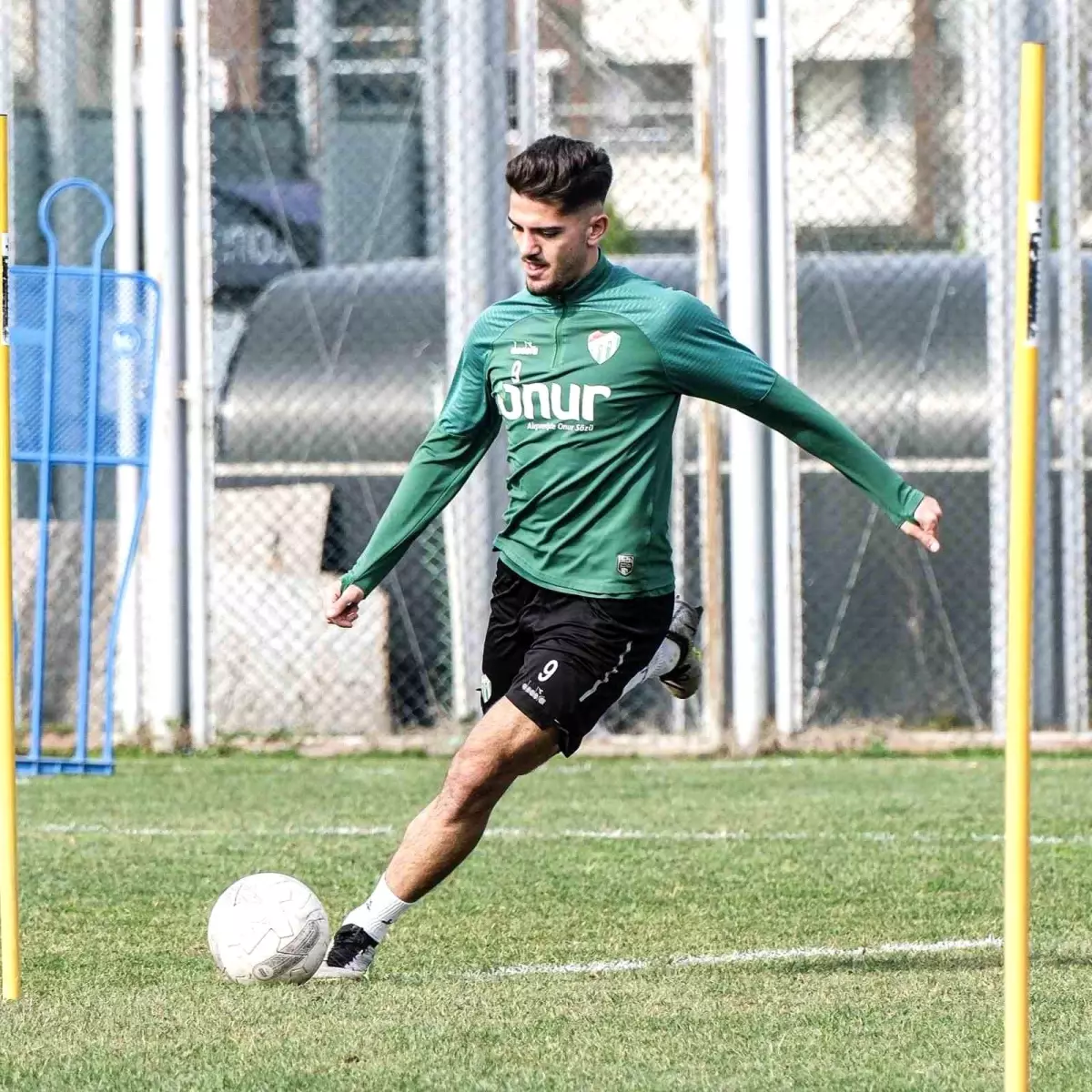 Bursaspor, Beyoğlu Yeni Çarşı maçı için sonuçlandırma çalışmalarına devam ediyor