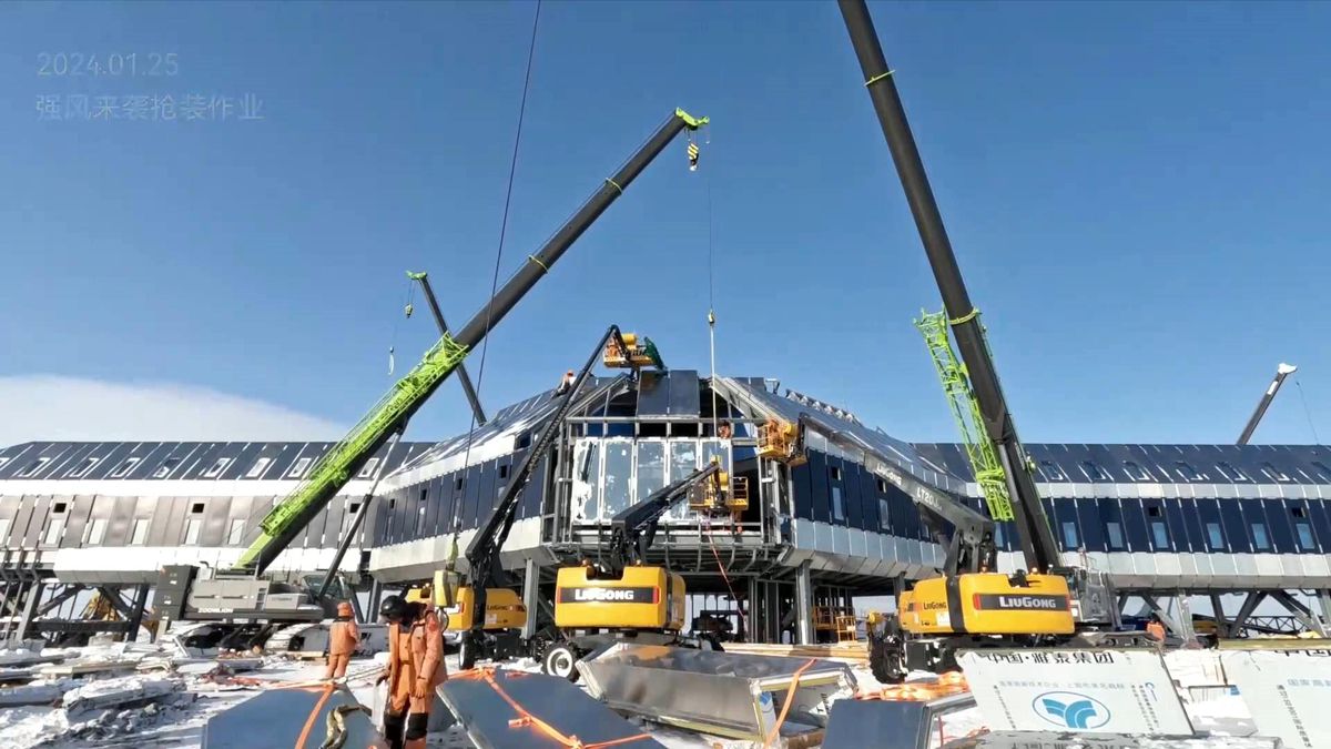 Çin\'in Antarktika\'daki Qinling İstasyonu Faaliyete Geçti