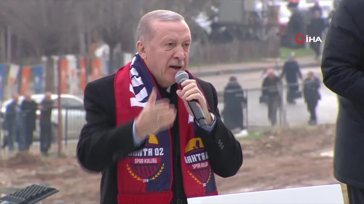 Cumhurbaşkanı Erdoğan: "31 Mart seçimini de başarıyla tamamladıktan sonra önümüzde 4 sene icraat dönemi olacak"