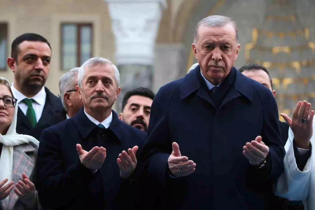 Cumhurbaşkanı Erdoğan, Şahinbey Millet Camii ve Külliyesi'ni övdü