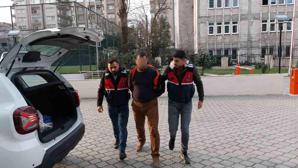 Samsun\'da DEAŞ Operasyonunda Gözaltına Alınan Şahıs Adli Kontrol Şartıyla Serbest Bırakıldı