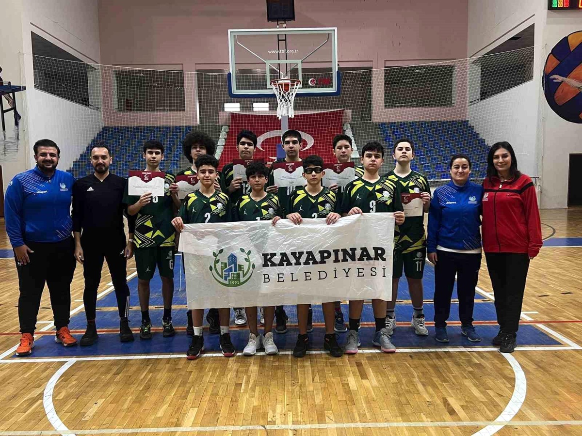 Diyarbakır Kayapınar Belediyesi U-14 Erkek Basketbol Takımı Türkiye yarı finallerine katılma hakkı kazandı