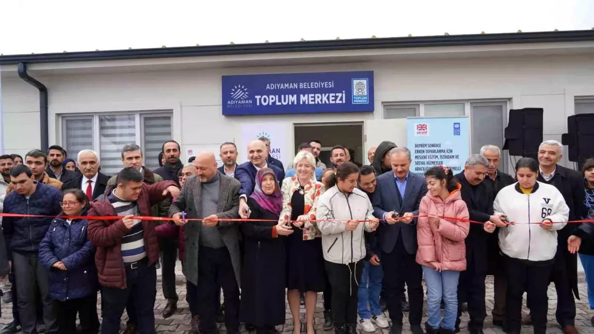 Engelsiz Yaşam Merkezi Açıldı