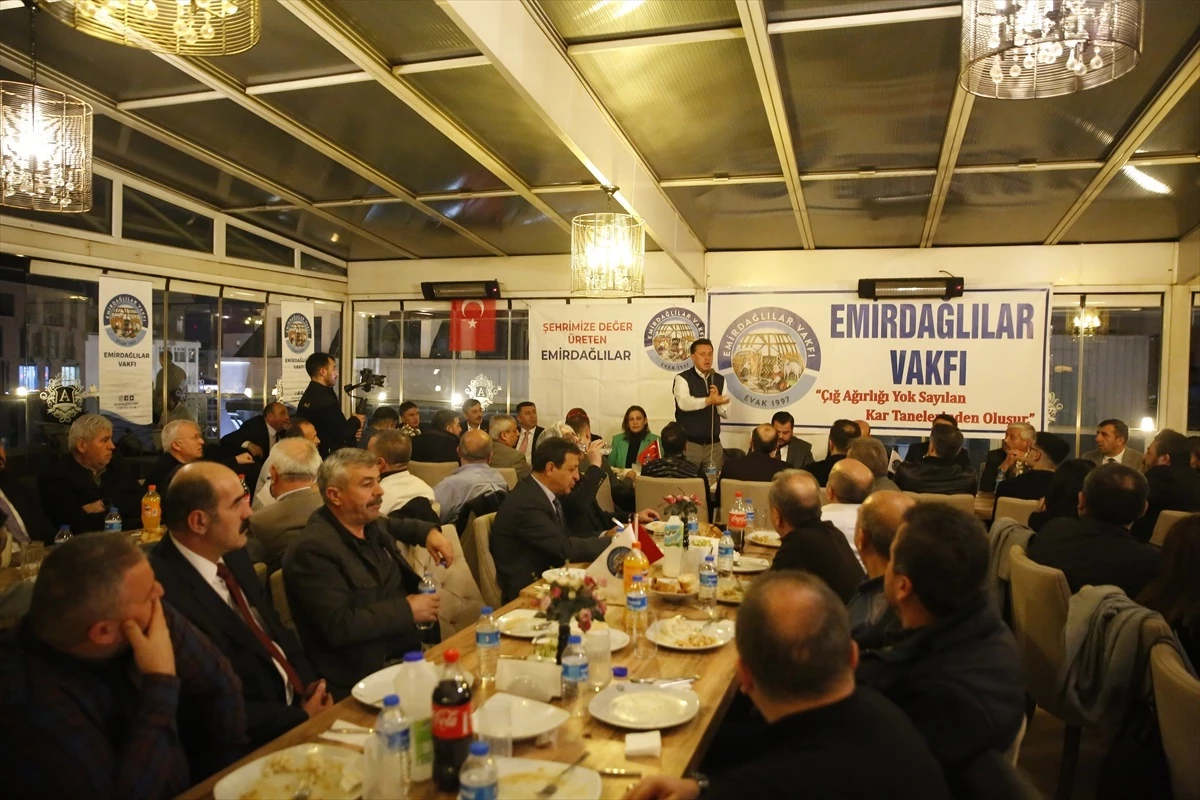 Cumhur İttifakı\'nın Eskişehir Büyükşehir Belediye Başkan adayı Nebi Hatipoğlu, mahalle teşkilatlarıyla buluştu
