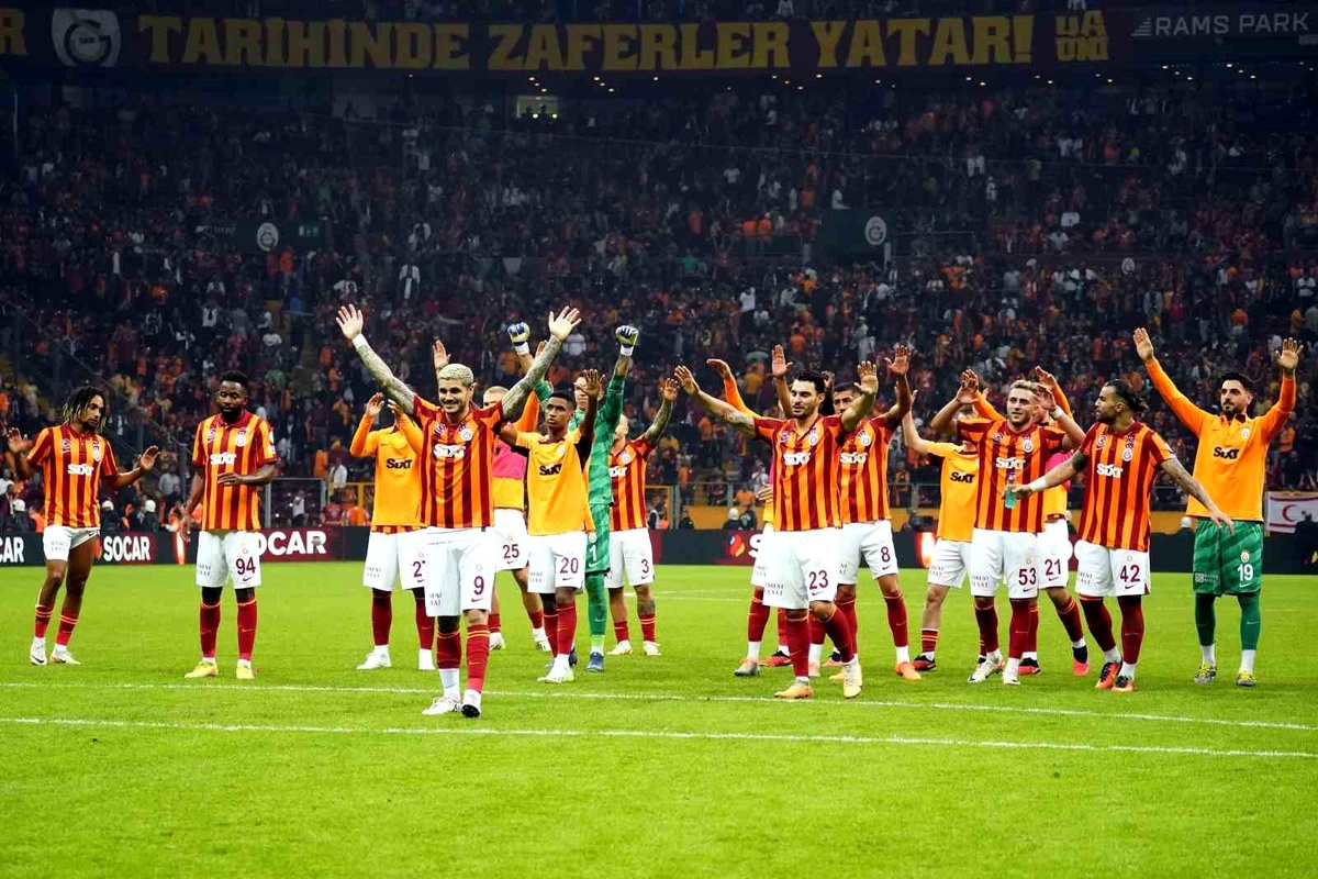 Galatasaray İstanbul Takımlarıyla Oynadığı 9 Maçta 8 Galibiyet Aldı