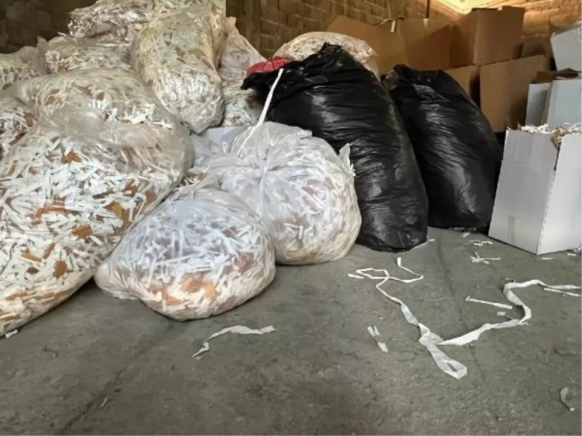 Adana'da 18 Milyon Kaçak Makaron Ele Geçirildi