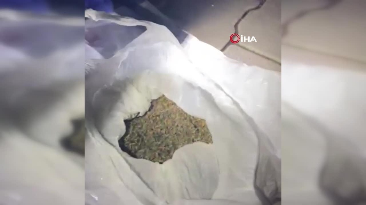 Kocaeli\'den Kütahya\'ya uyuşturucu sevkiyatı yapan 2 kişi tutuklandı