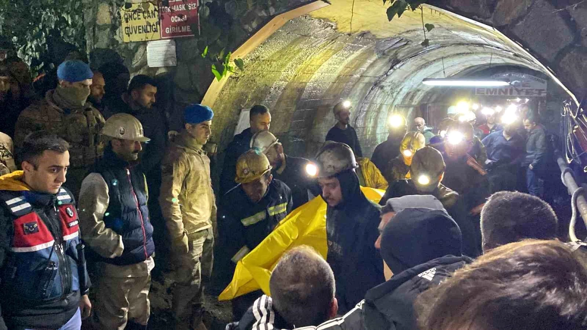 Zonguldak\'ta maden göçüğünde 2 işçi, 1\'i sağ çıkarıldı