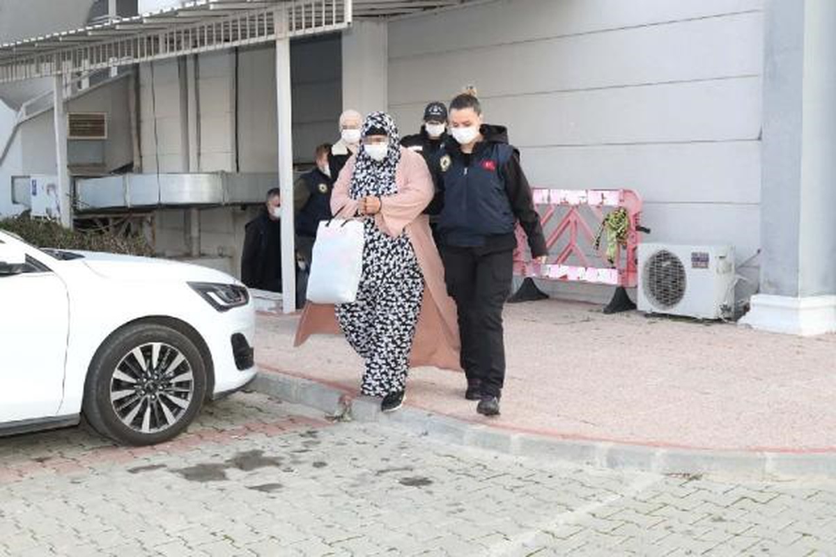 Mersin\'de DEAŞ Terör Örgütüne Operasyon: 16 Gözaltı