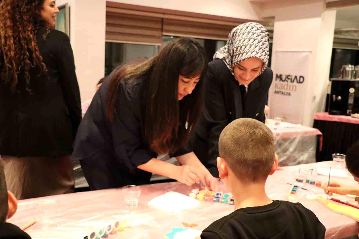 MÜSİAD Kadın Antalya, Sevgi Evlerindeki Öğrencilerle Etkinlik Düzenledi