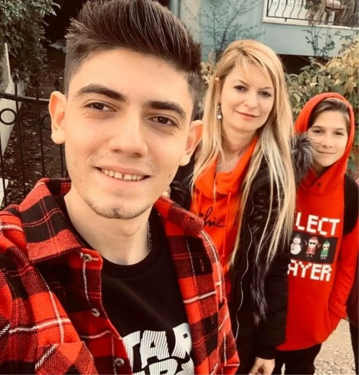 Otomobilin Skutere Çarpması Sonucu Kardeşlerden Birisi Hayatını Kaybetti