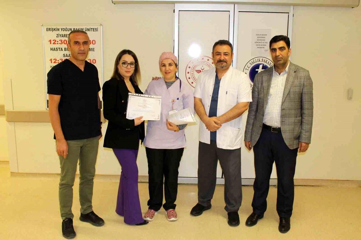 Tatvan Devlet Hastanesi Kalite Standartları Denetimi Sonuçlarına Göre Ödüllendirildi