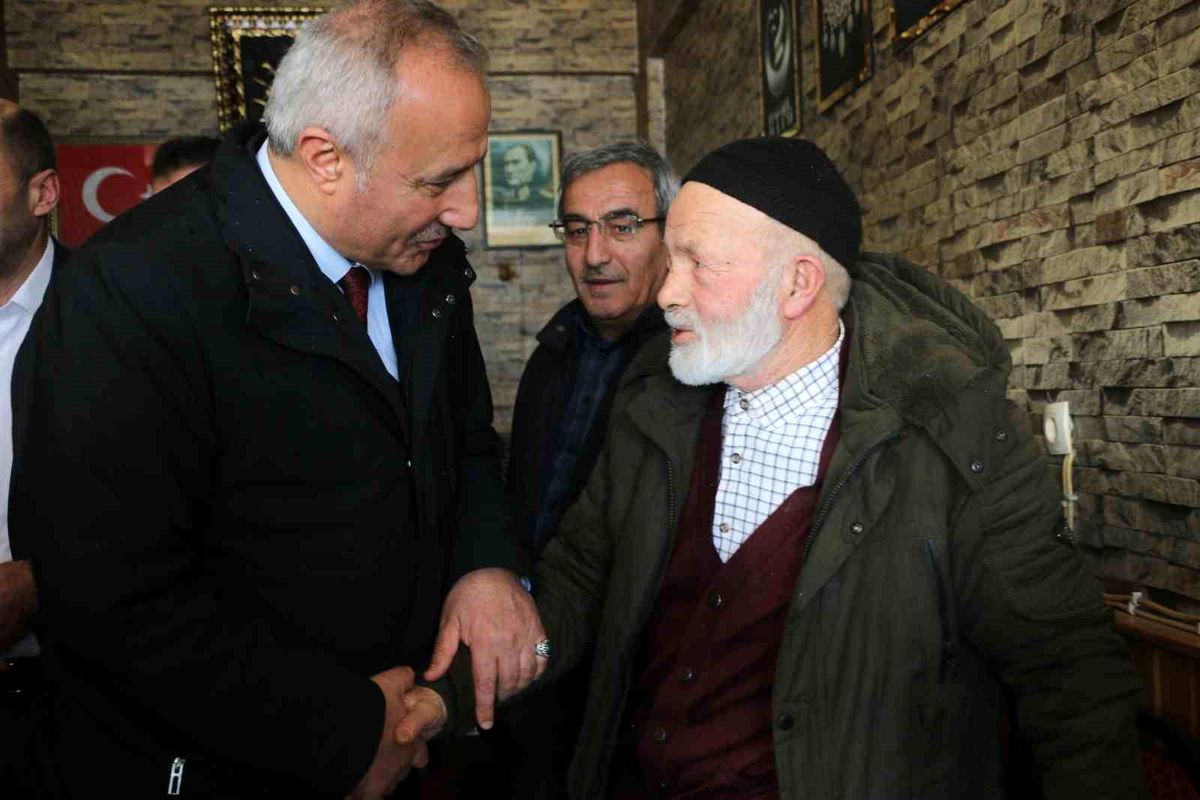 AK Parti ve MHP, Erzurum\'da tüm ilçelerde zafer peşinde
