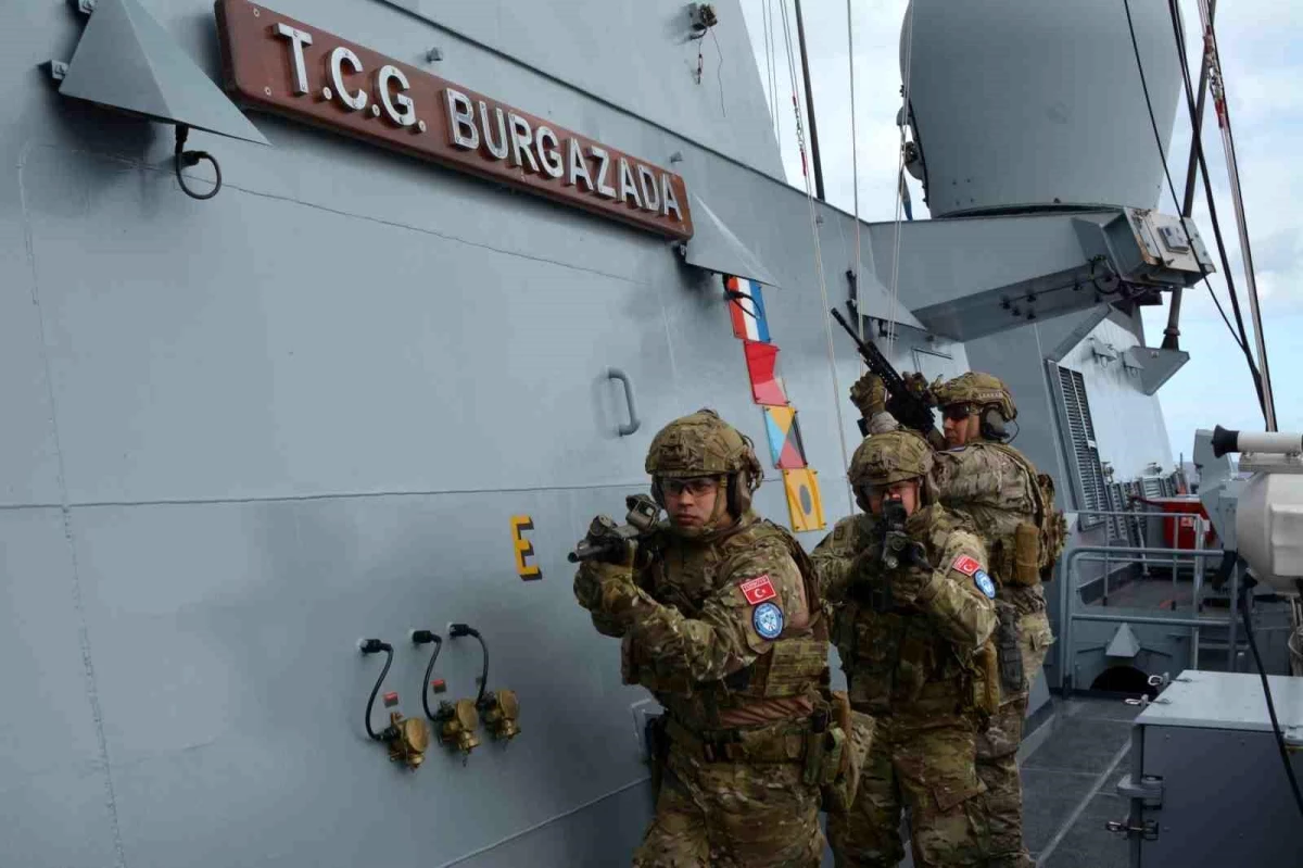 TCG Burgazada, NATO Müttefik Deniz Komutanlığı Deniz Muhafızı Harekatı\'nın Komutasını Devraldı