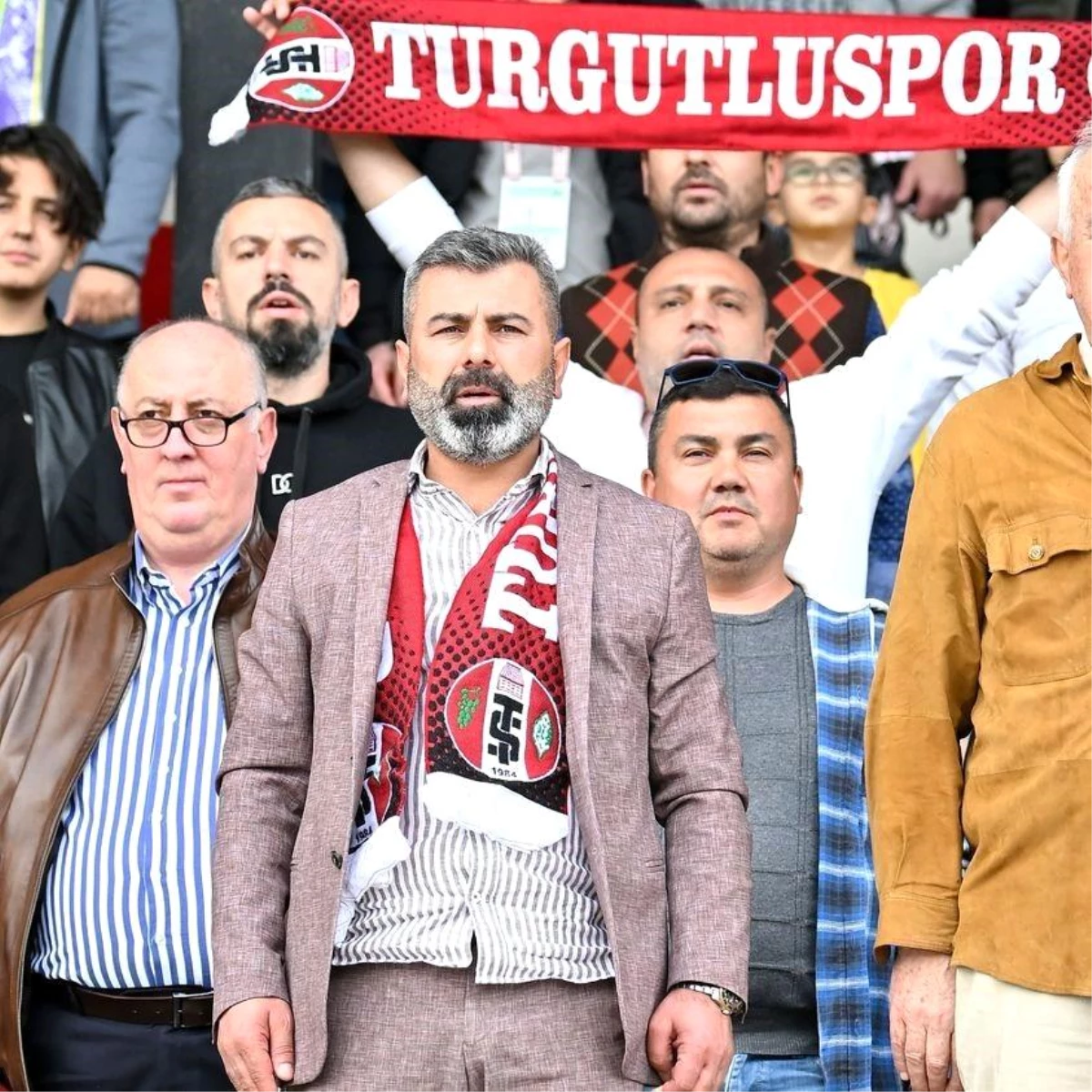 Turgutluspor Başkanı Gökhan Akın, Karşıyaka maçına davet etti