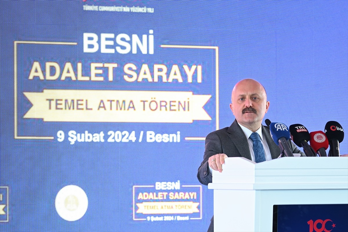 Adalet Bakanı: Deprem soruşturmaları kapsamında hala 267 tutuklu var