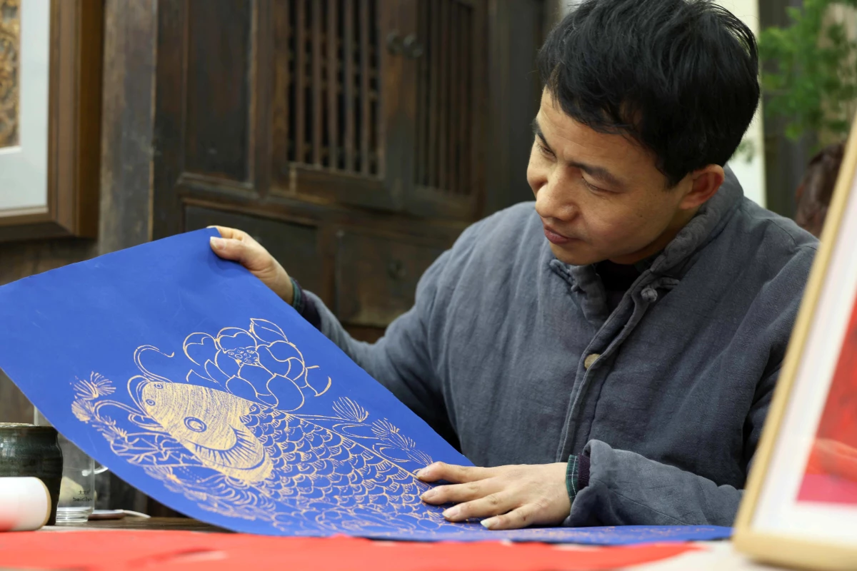 Çin\'in Anhui eyaletinde Tongshouji ahşap baskı Yeni Yıl Tablosu sanatı