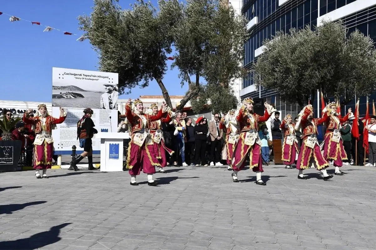 Atatürk\'ün Kuşadası\'na Gelişinin 100. Yıl Dönümü Kutlandı