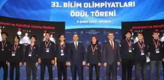 Bakan Kacır, Gezeravcı ile Görüntülü Konuştu