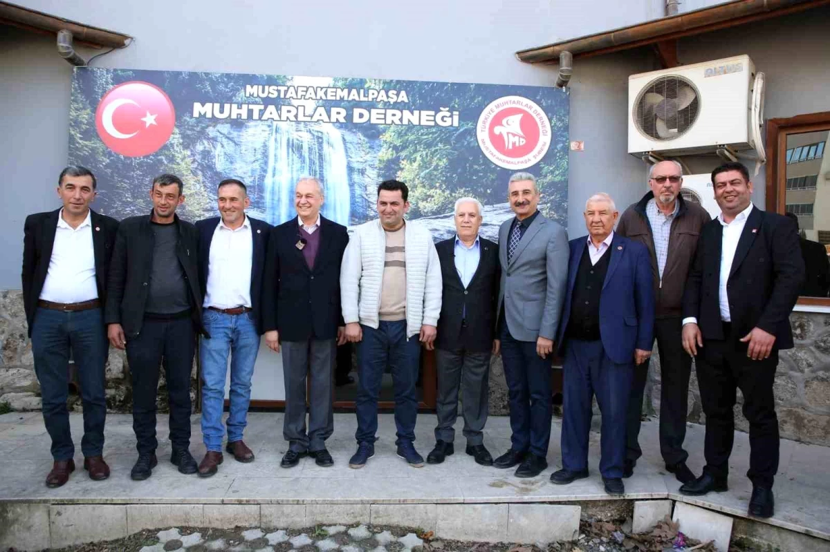 CHP Bursa Büyükşehir Belediye Başkan Adayı Mustafa Bozbey Muhtar Derneklerini Ziyaret Etti