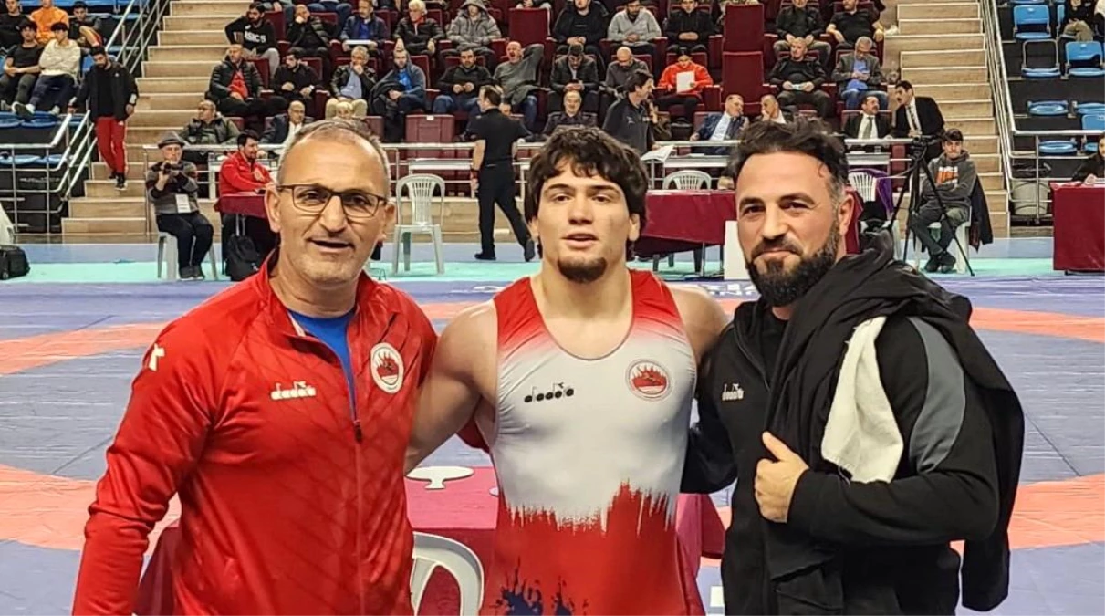 Samsun Büyükşehir Belediye Spor Kulübü Grekoromen Güreş Takımı Şampiyonada Başarılı