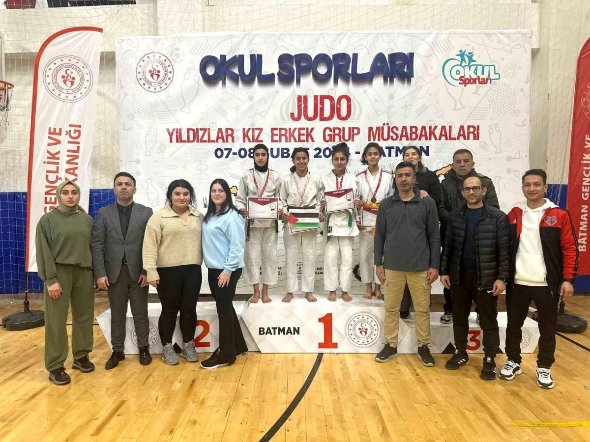 Diyarbakır Büyükşehir Belediyesi Judo Takımı Batman\'da Başarı Elde Etti