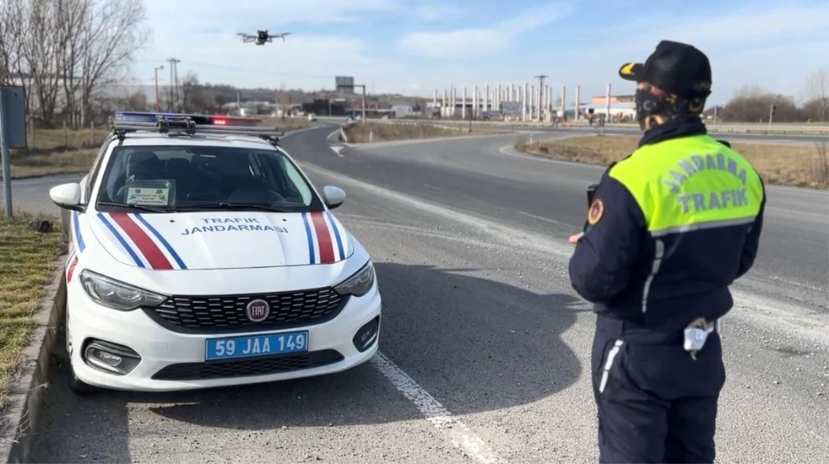 Çerkezköy\'de Dron Destekli Uygulamada 35 Sürücüye Ceza Kesildi