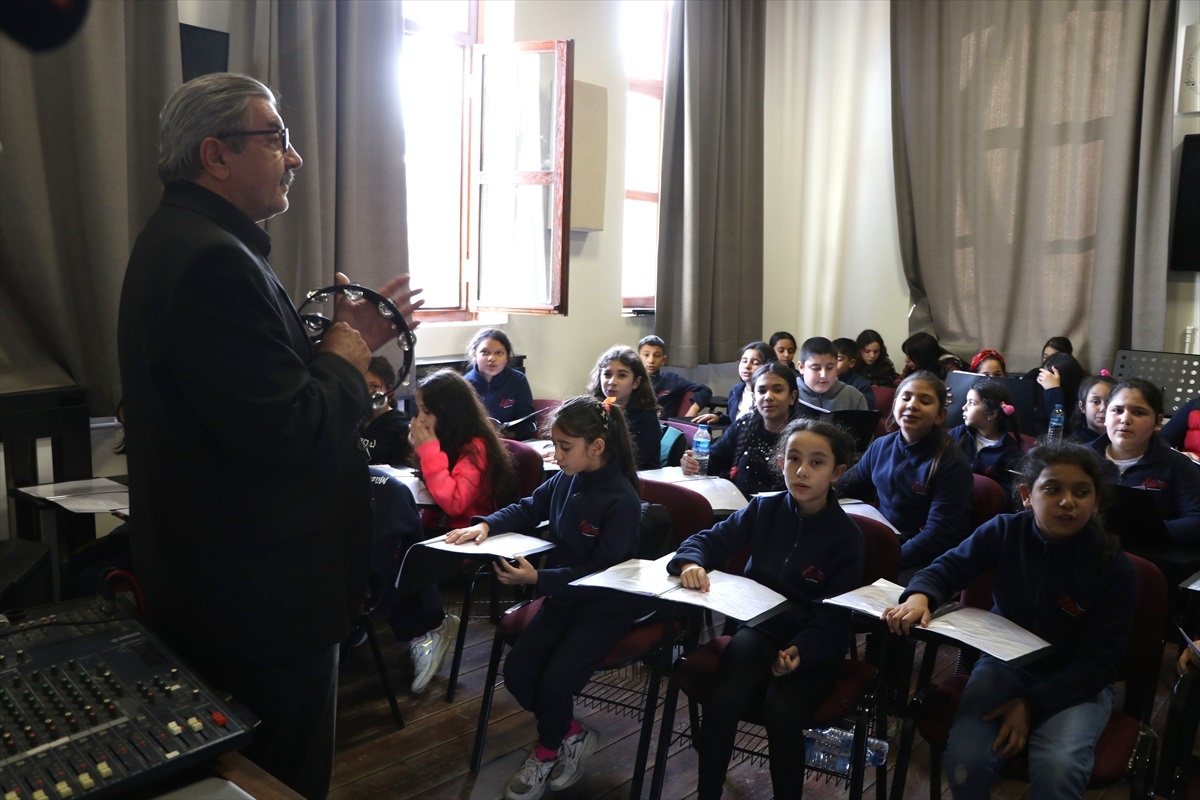 Edirne Müzik Akademisi\'nde geleceğin müzisyenleri yetişiyor