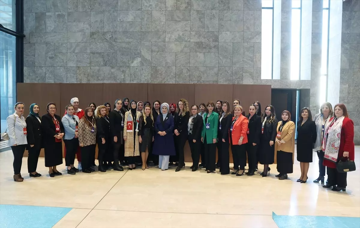 Emine Erdoğan: Güçlü bir Türkiye için güçlü kadın, güçlü aile ve güçlü toplum gereklidir