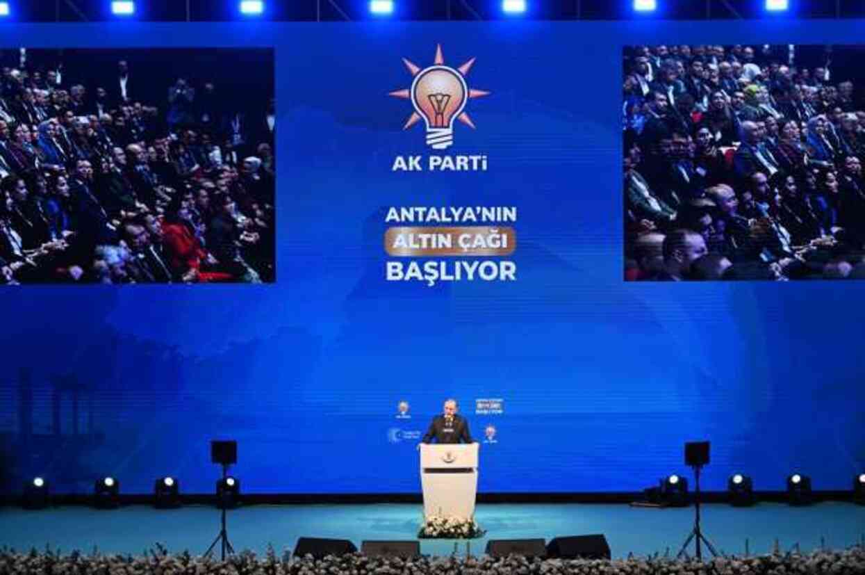 Erdoğan: Bay Kemal'i sırtından hançerlediler, Özgür Efendi'nin de dikkat etmesi lazım