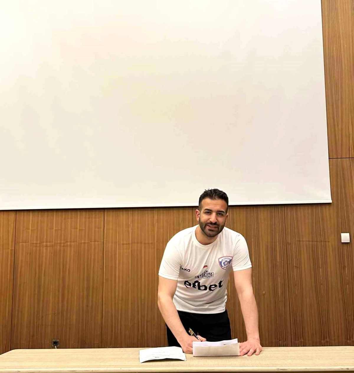 Kayserili Futbolcu Ertaç Bağçı, Spartak Varna Takımına Transfer Oldu