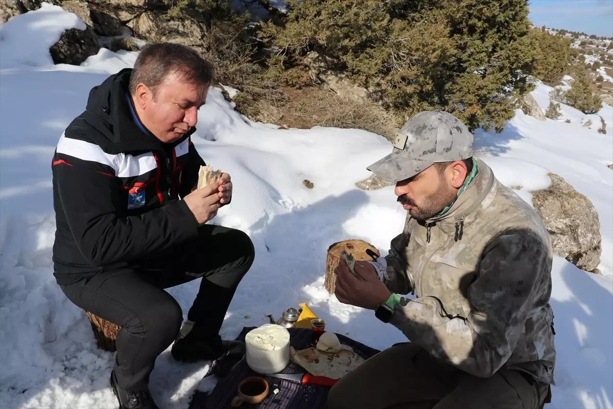 Erzincan Valisi Hamza Aydoğdu, kentin doğal güzelliklerini ve yöresel lezzetlerini tanıttı