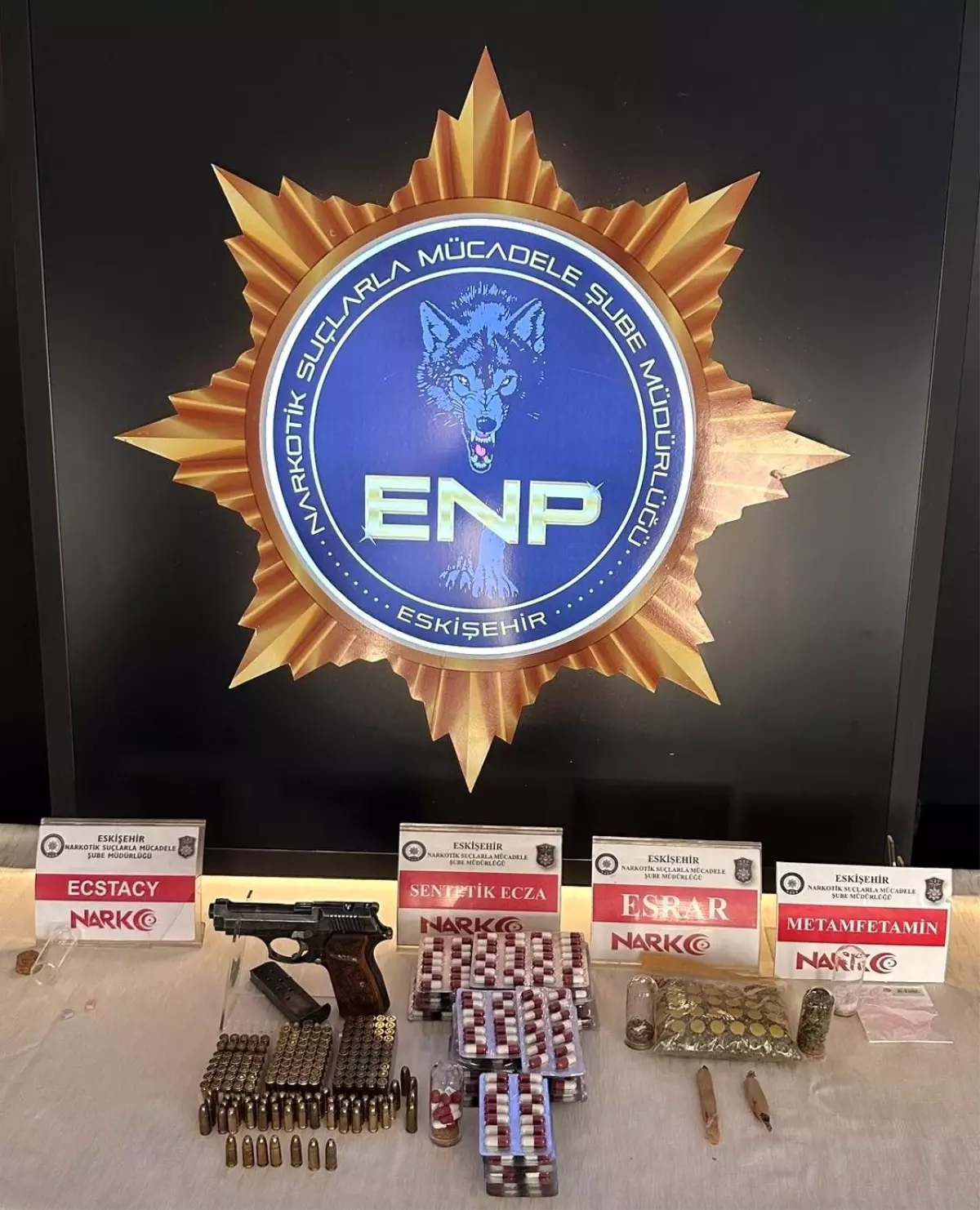 Eskişehir\'de Uyuşturucu Operasyonu: 13 Tutuklama