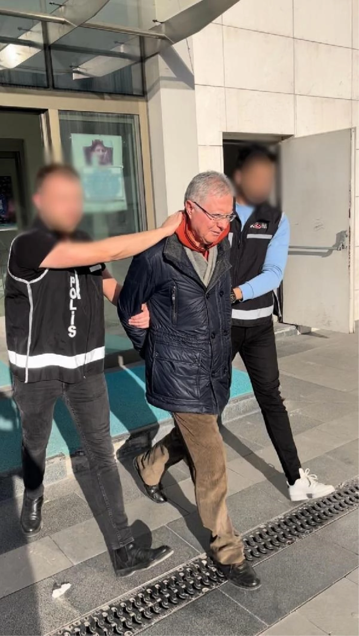 Ankara\'da FETÖ Firarisi Eski Emniyet Müdürü Yakalandı