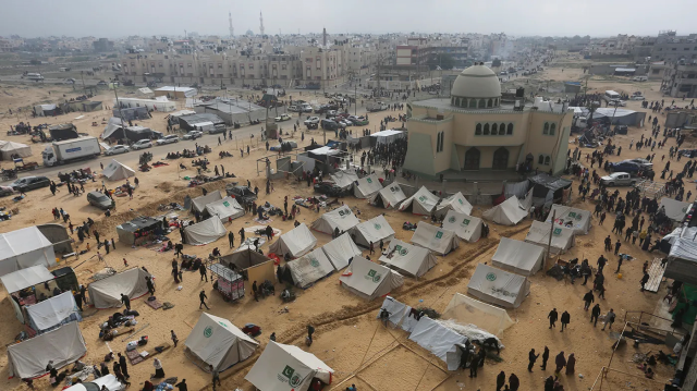 İsrail Başbakanı Netanyahu Refah kentindeki Gazzelilerin tahliyesi için orduya emir verdi