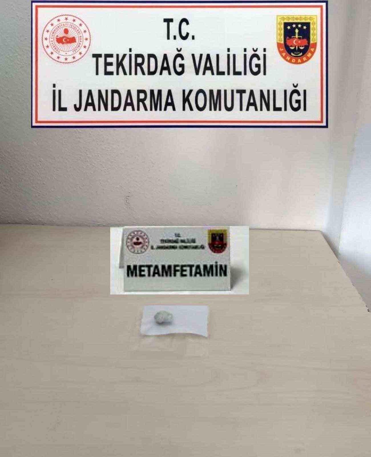 Tekirdağ\'da Jandarma Ekipleri Tarafından Uyuşturucu Operasyonu
