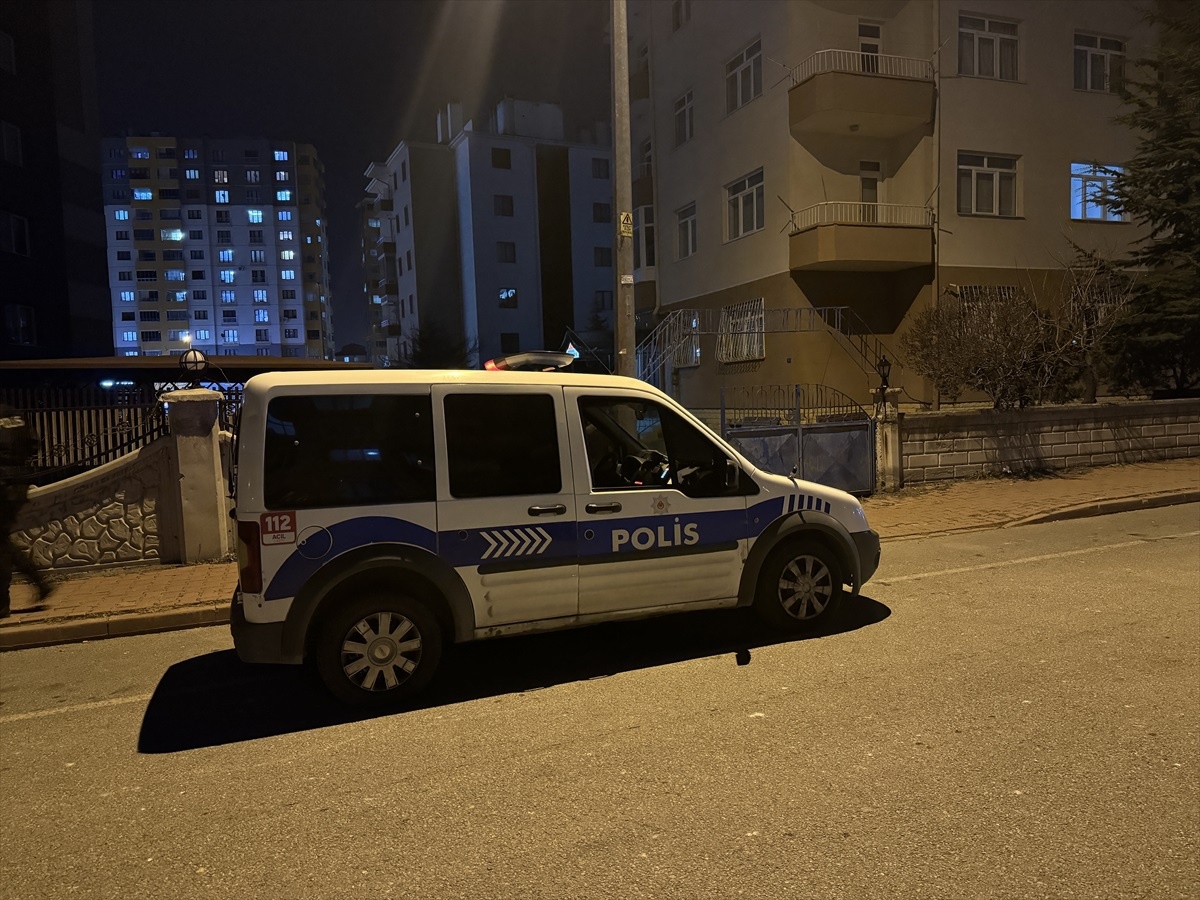 Kayseri\'de tartıştığı kişi tarafından av tüfeğiyle vurulan çocuk hastaneye kaldırıldı