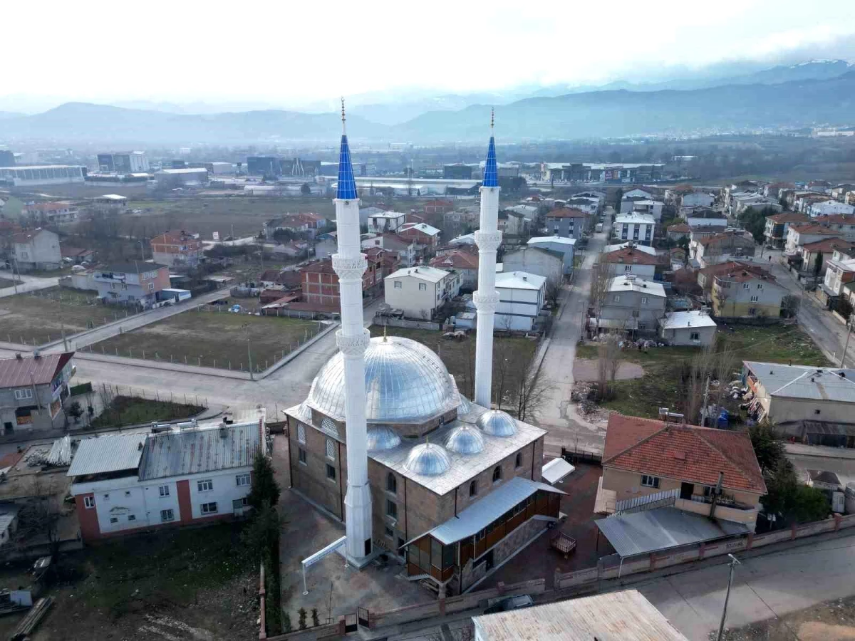 Huzur Mahallesinde Yeni Cami Dualarla Açıldı