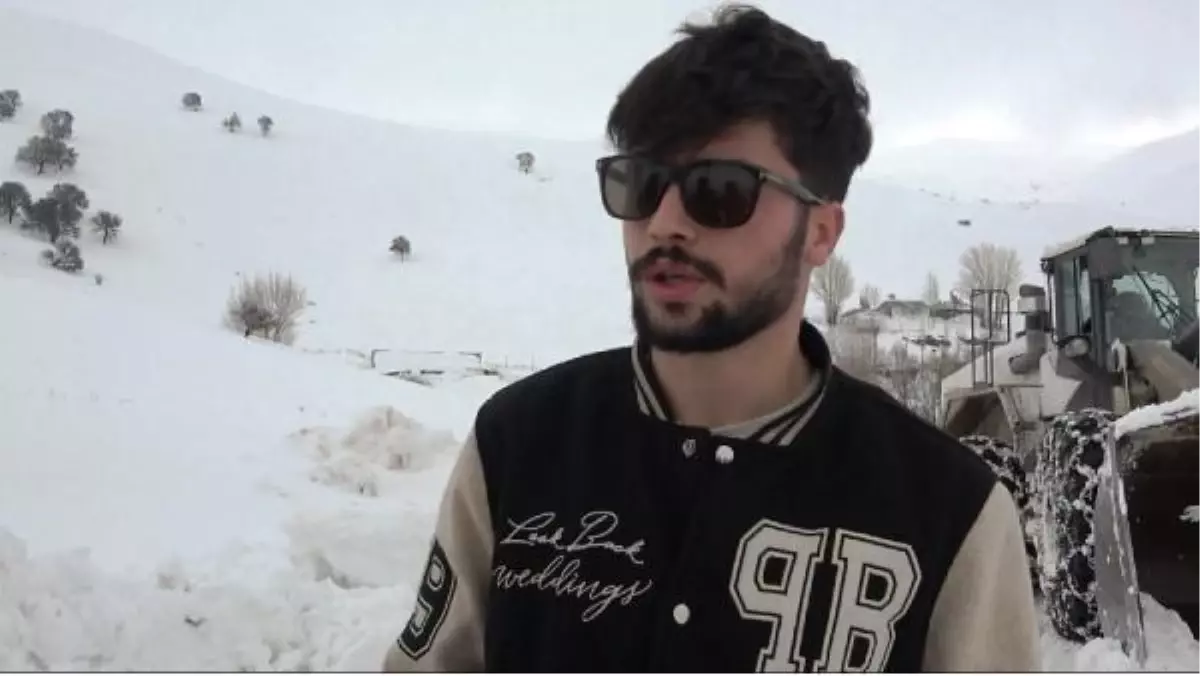 Muş'ta Kar Yağışı Sonrası Kapalı Yollar Açılmaya Çalışılıyor