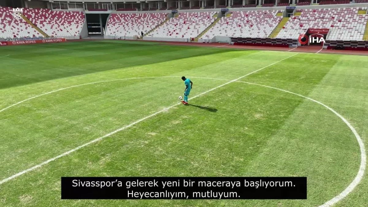 Sivasspor, Queensy Menig\'i transfer etti