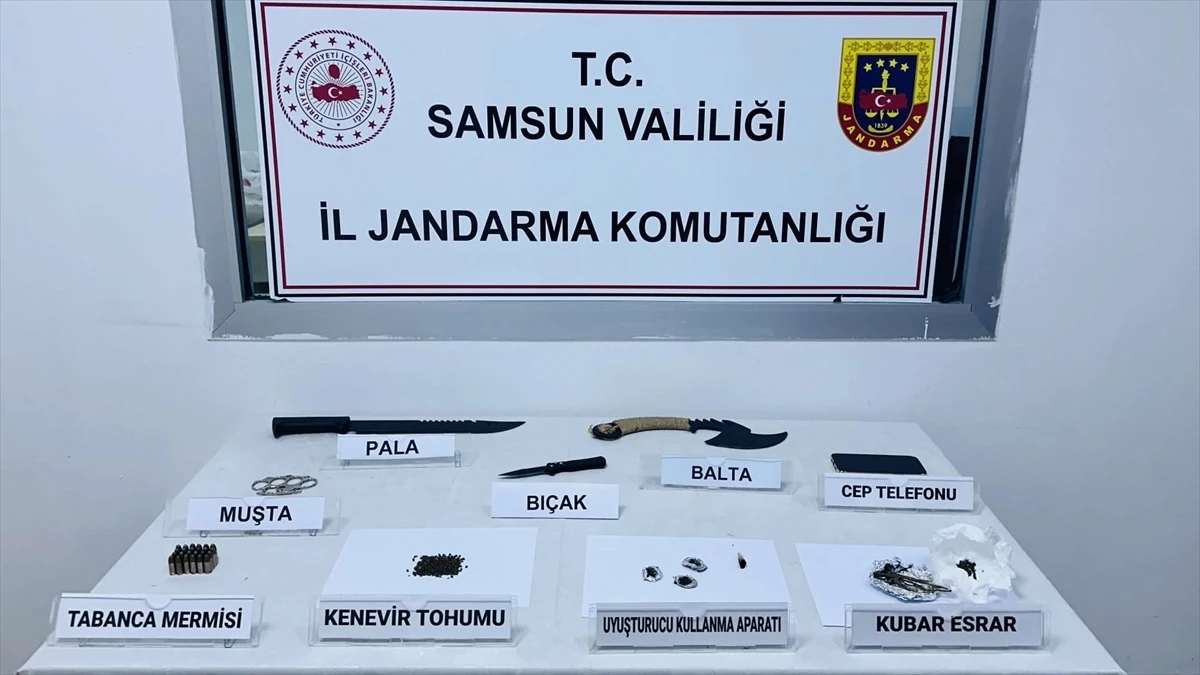 Samsun\'da uyuşturucu operasyonunda 2 şüpheli yakalandı