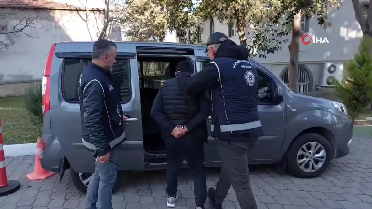 Samsun polisi göçmen kaçakçısını Sakız Adası\'na kaçarken yakaladı