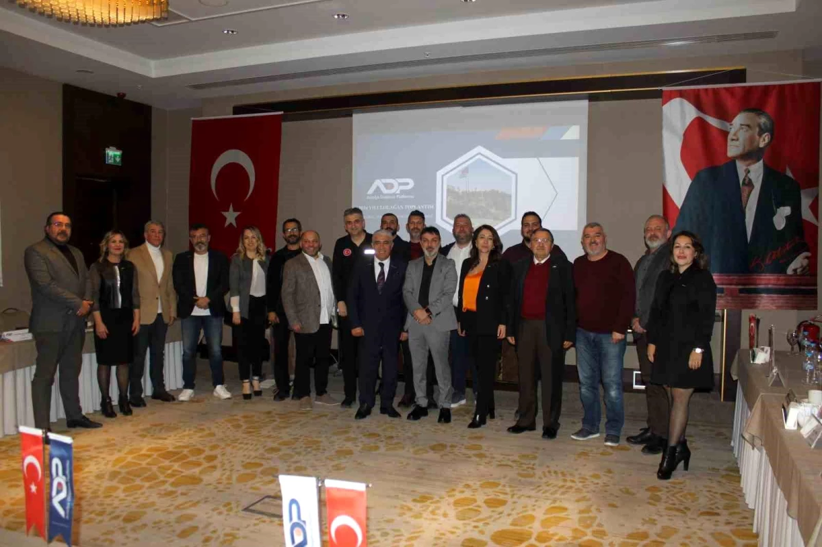 AFAD Antalya İl Müdürü: Türkiye\'nin deprem kuşağında olduğunu unutmamalıyız