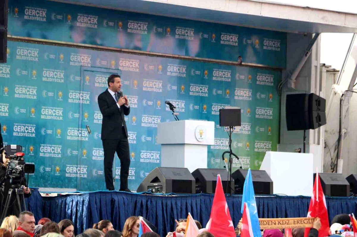 Enerji ve Tabii Kaynaklar Bakanı Alparslan Bayraktar Zonguldak\'ta konuştu