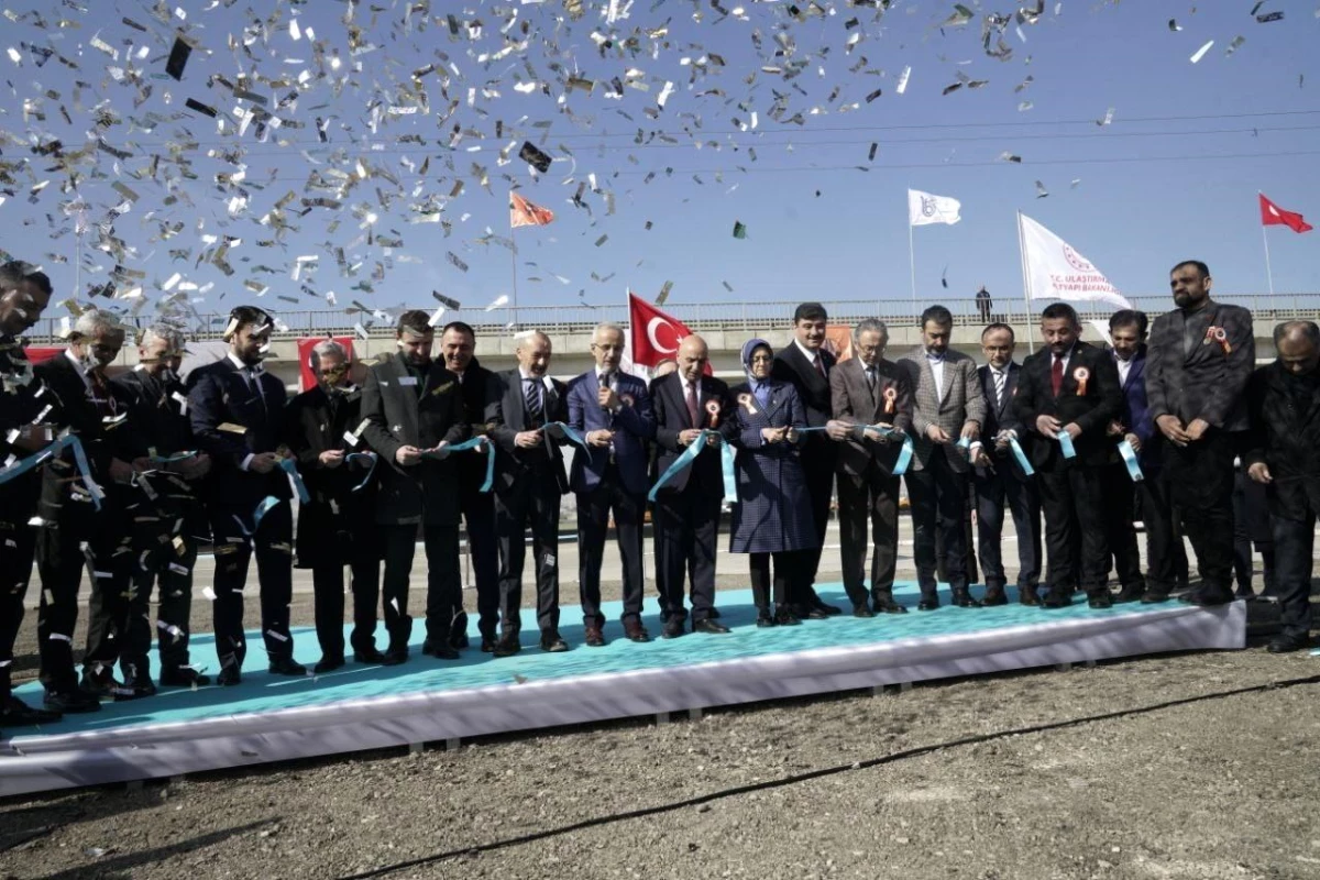 Ulaştırma ve Altyapı Bakanı Abdulkadir Uraloğlu, 250 milyar dolarlık yatırım yaptıklarını açıkladı