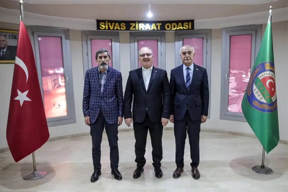 Sivas Belediye Başkanı Hilmi Bilgin, Ziraat Odası ve Arıcılar Birliğini ziyaret etti