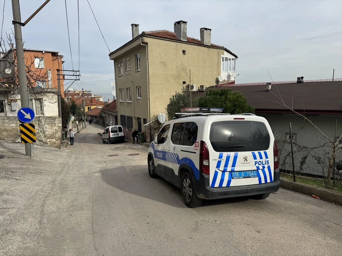 Bursa\'da Dini Nikahla Birlikte Yaşadığı Kadının Oğlu Tarafından Bıçaklanan Kişi Hayatını Kaybetti